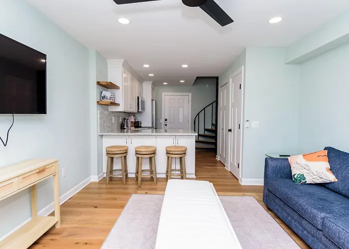 127th Street Ocmd Apartment *