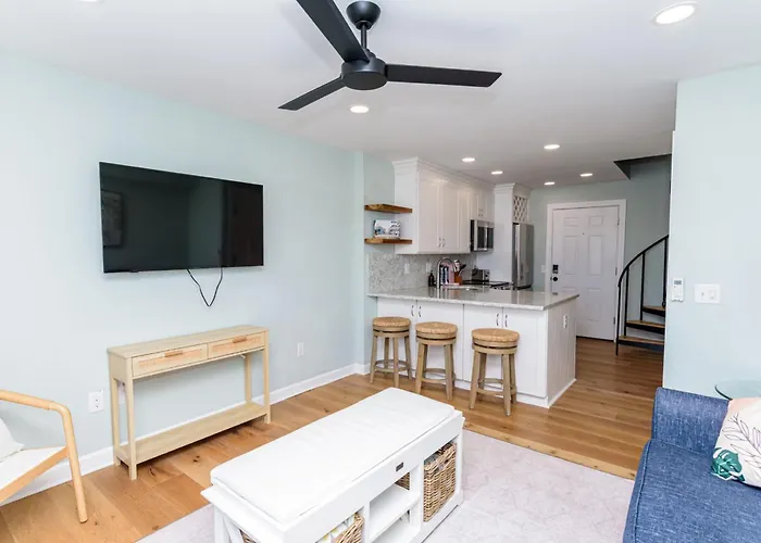 127th Street Ocmd Apartment *
